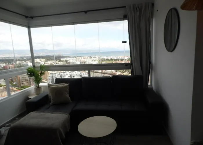 Alquilaeasy La Torre De La Colina Торремолинос