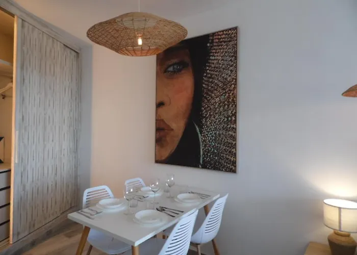 La Torre De La Colina Playa *